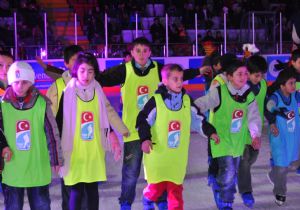 Minik patenciler alkış topladı